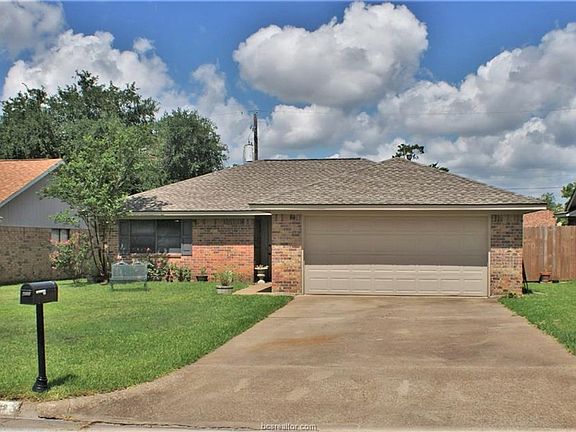 2nd image of 4009 Woodbriar Dr