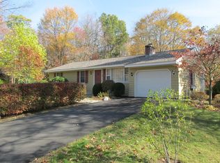 332 Old Post Rd, North Attleboro, MA 02760
