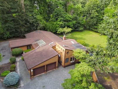 341 River Bend Rd, Great Falls, VA, 22066