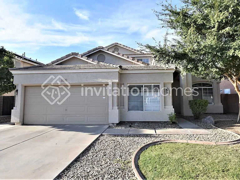 3219 W Maldonado Rd — Photo 1
