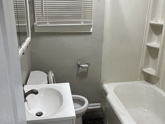 5th image of 3255 Collier St #1B-1BA-700SQFT