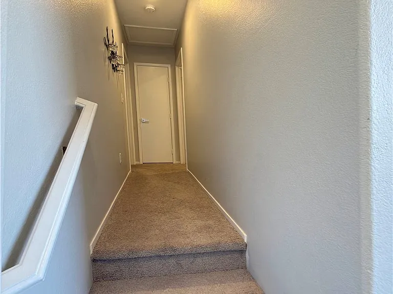 1477 Summer Glow Ave — Photo 9