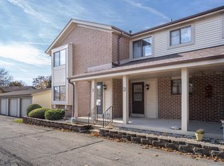 5640 Cambridge Ln UNIT 2, Racine, WI 53406