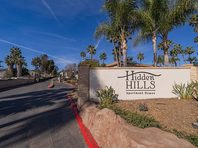 Hidden Hills — Photo 26