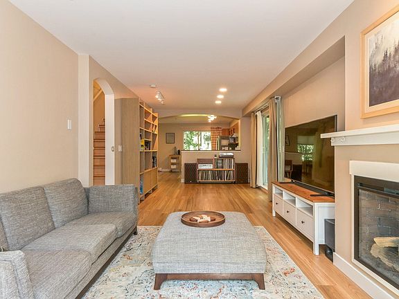 5th image of 6747 203rd St #143
