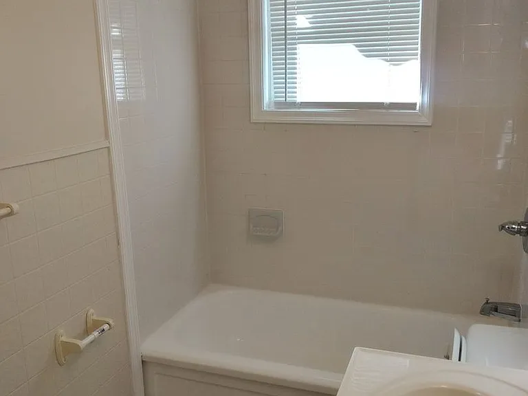 Harborview Apartments — Photo 36