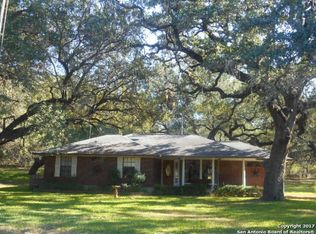 512 Ridgeview Dr, Pleasanton, TX 78064