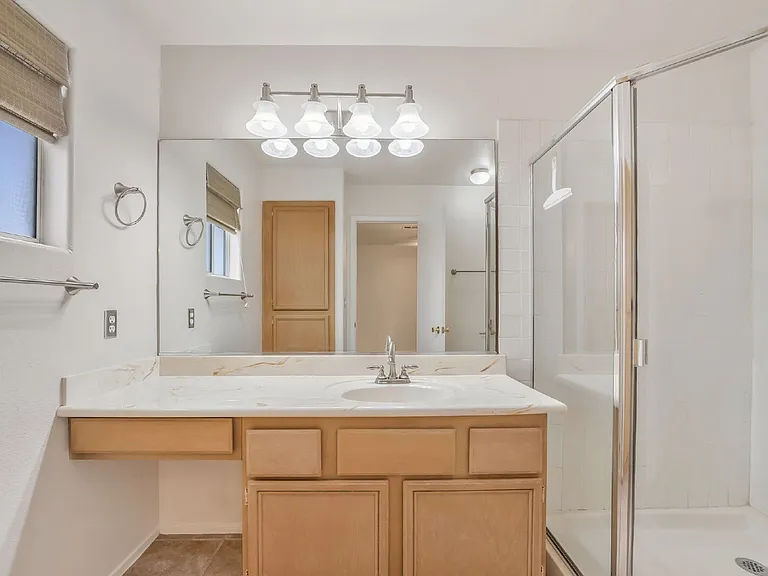 5267 Westwind Rd — Photo 26
