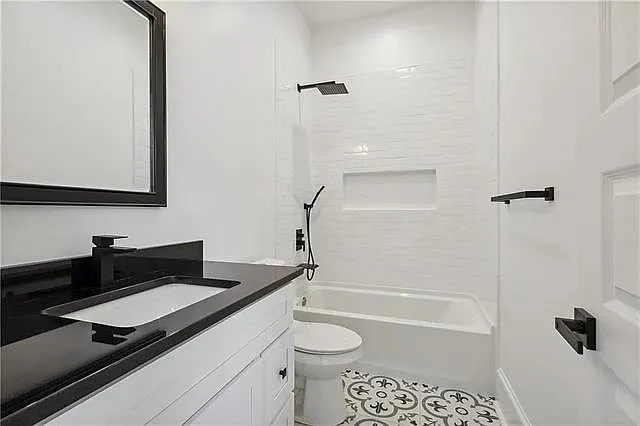 3016 S Saratoga St — Photo 12