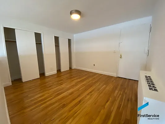 Rented by FirstService Realty (legacy) | media 19