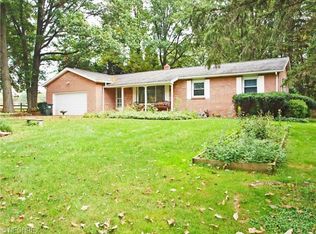 3751 Greenfield Rd, Uniontown, OH 44685