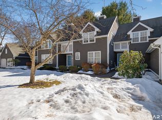 23 Chatsworth Rd #23, Granby, CT 06035