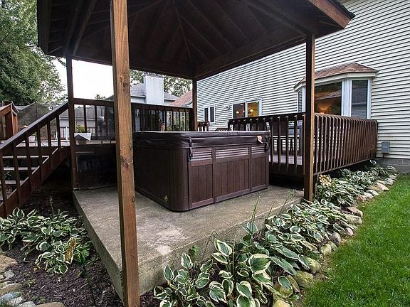 5th image of 6749 N Palmerston Dr