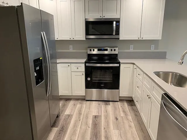 3 bed, 2.5 bath, 1500 sqft, $2,195 — Photo 4