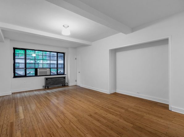 310 E 44th St APT 420
