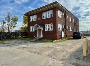 1628 E Market St, Akron, OH 44305