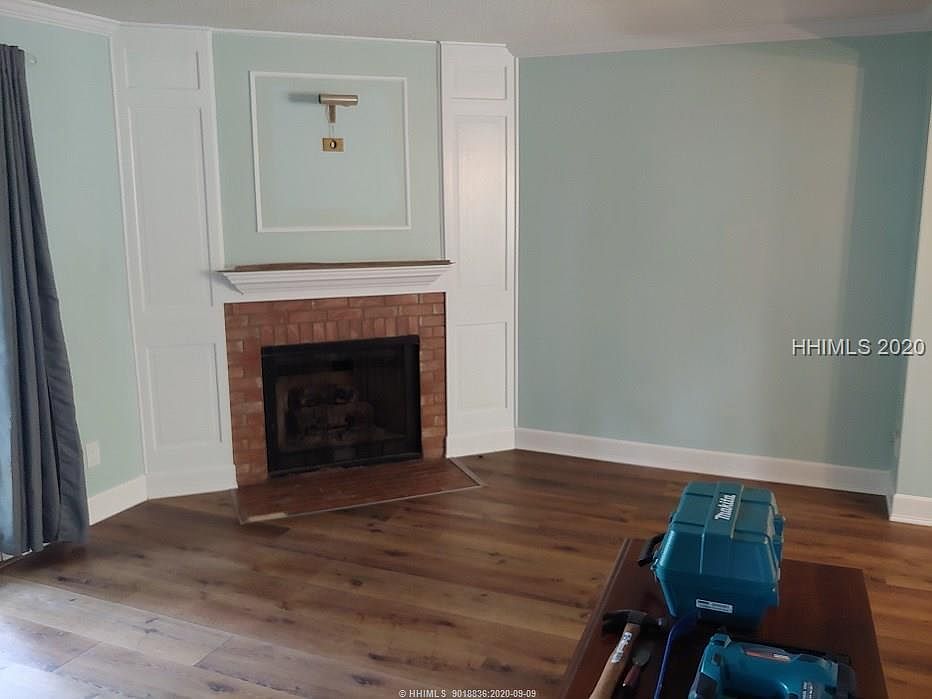 2nd image of 31 Shipyard Dr Unit 1A