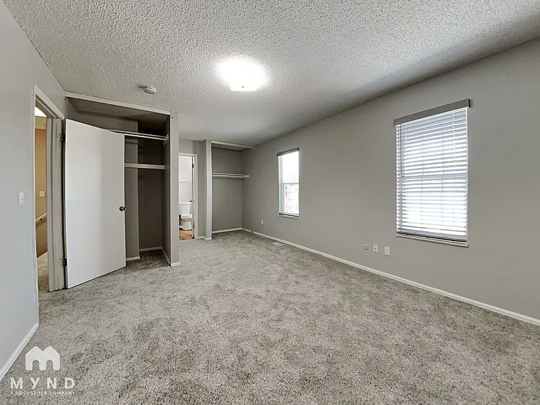12129 W Tanforan Ave — Photo 10