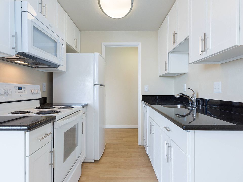 1st image of 1107 2nd Ave APT 217