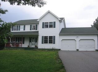 251 Top Of World Ter, Effort, PA 18330