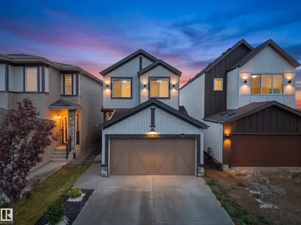 19316 29th Ave NW, Edmonton, AB T6M 1M2