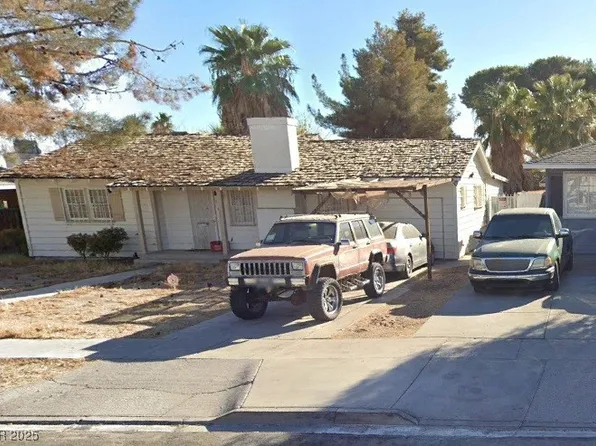 2020 Peyton Dr, Las Vegas, NV 89104