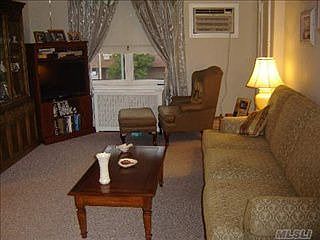 2nd image of 3614 Utopia Pkwy APT F4