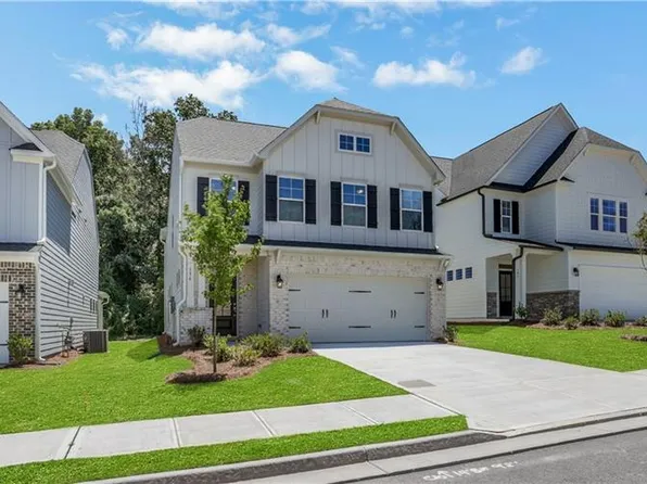 196 Trace Blf, Dawsonville, GA 30534