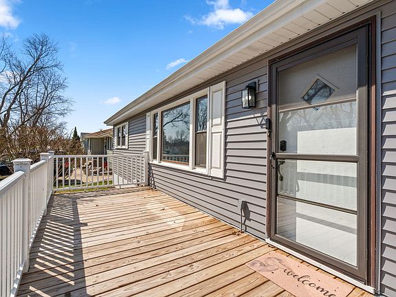 4th image of 2630 Forest Park Dr