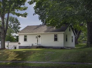 30 Ryan Rd, Northampton, MA 01062