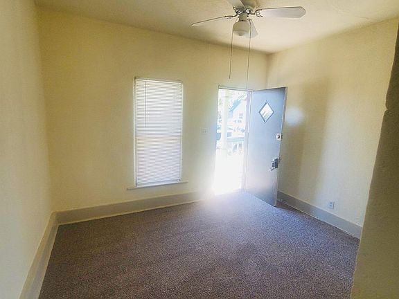 4th image of 16 E Fountain Blvd