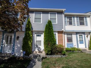 11809 Elderberry Dr, Germantown, MD 20876
