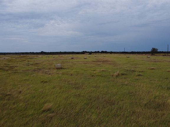 3rd image of 4315 County Road 226