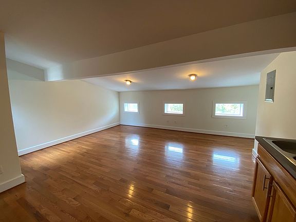 2nd image of 112 E 14th St APT 4