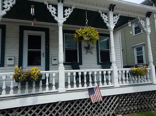 38 E Bowery St, Newport, RI 02840