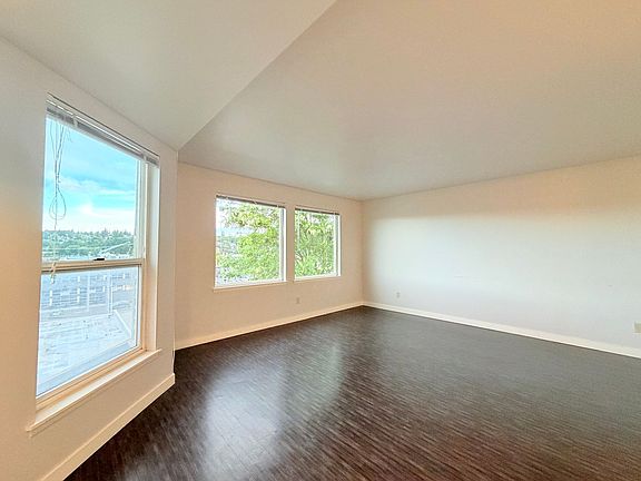 5th image of 2833-2839 NW 56th St #H201