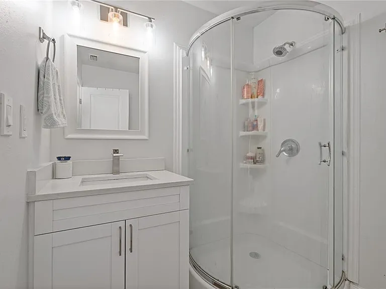 3308 W Van Buren Dr — Photo 6