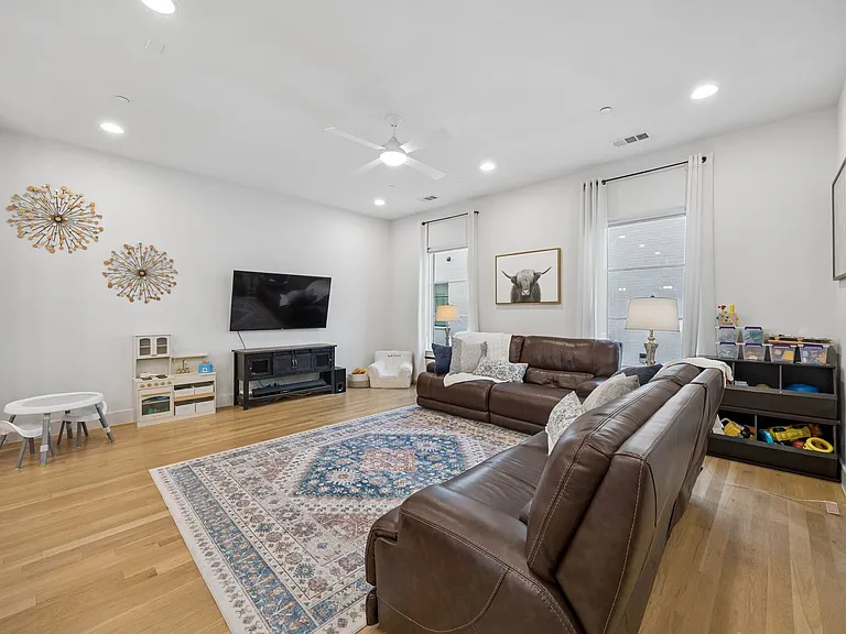 2715 Kimsey Dr #102 — Photo 14