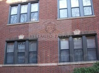 526 W Addison St APT 18, Chicago, IL 60613
