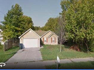 1817 Myers Ct, Lawrence, KS 66044