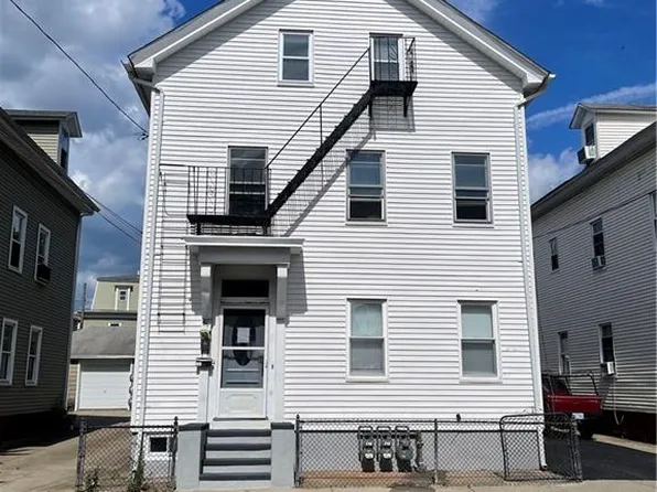 56 Vinton St, Providence, RI 02909