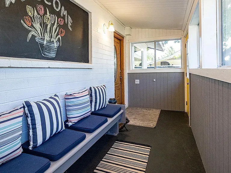3650 N Loma Vista Dr — Photo 26