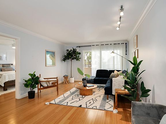 2nd image of 1154 S Barrington Ave #1