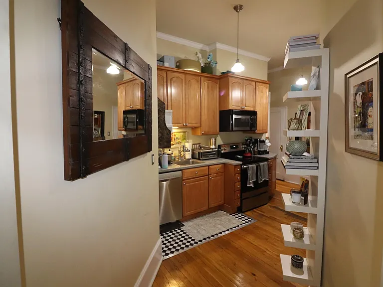 271 Dartmouth St #5 — Photo 8