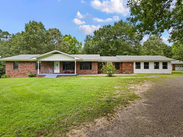826 E 164th Hwy, Dover, AR 72837