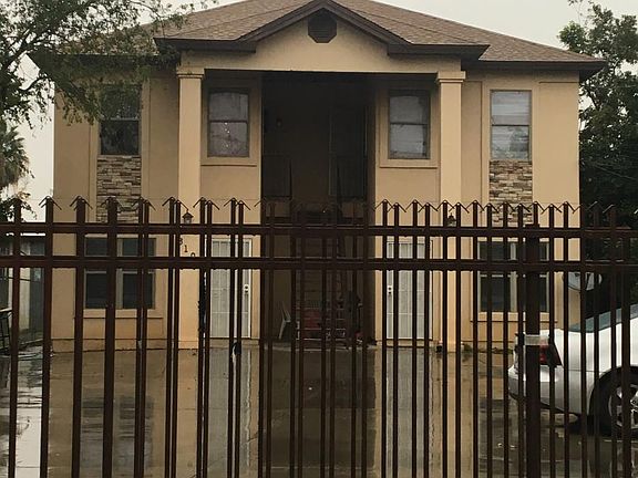 3rd image of 310 E San Pedro St APT 1