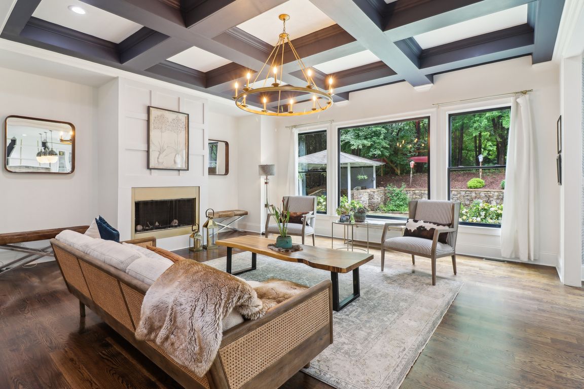 Hillcrest View Ct-2905-010.jpg