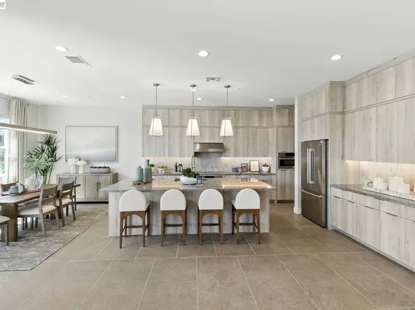 1589 Strathaven Pl, Brentwood, CA 94513