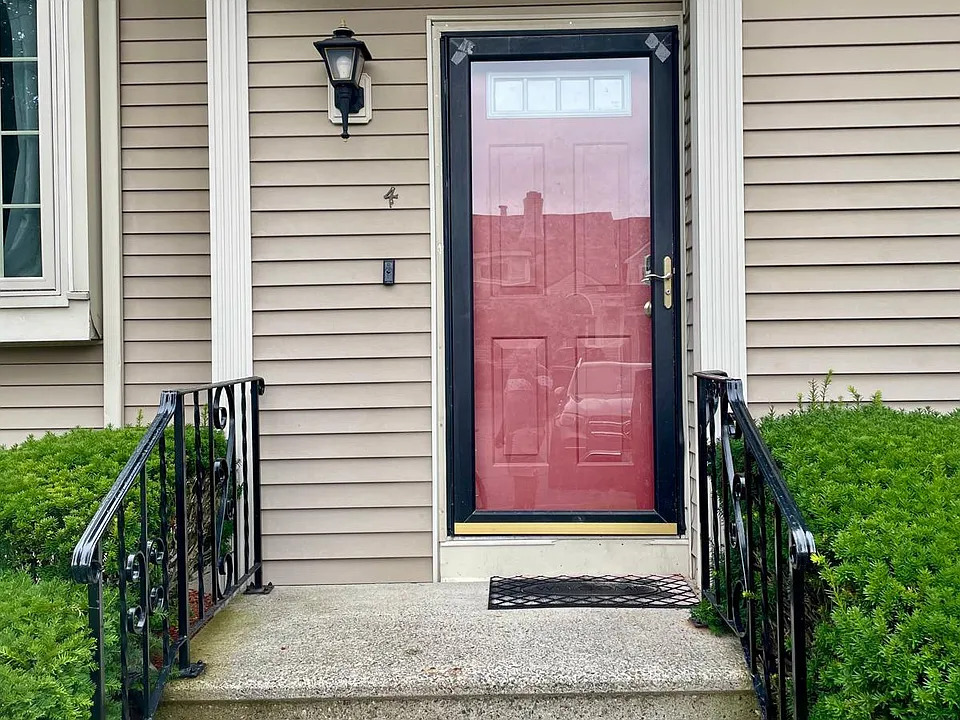237 South St #4
