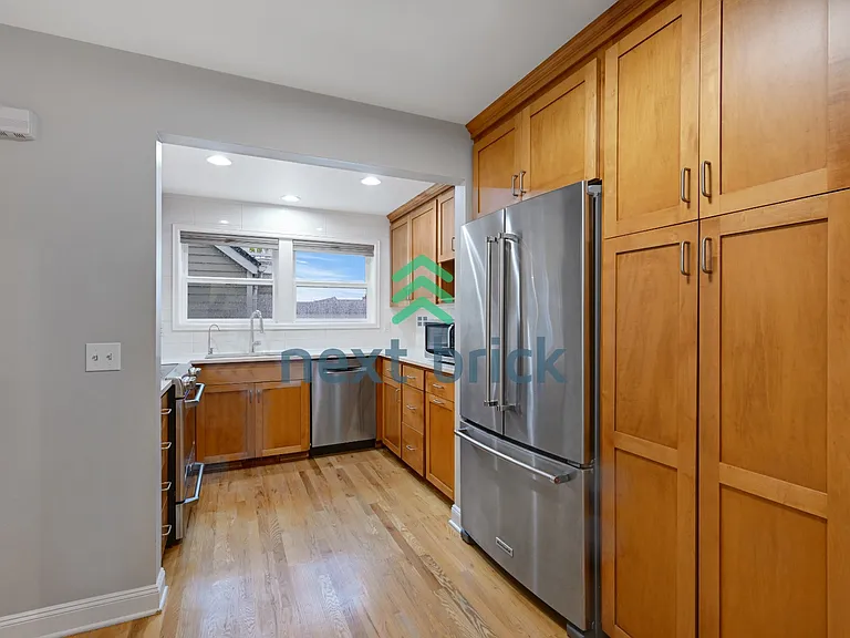 2841 Prosch Ave W #SEATTLE 2841 — Photo 4